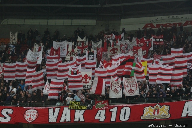 Le VAK 410