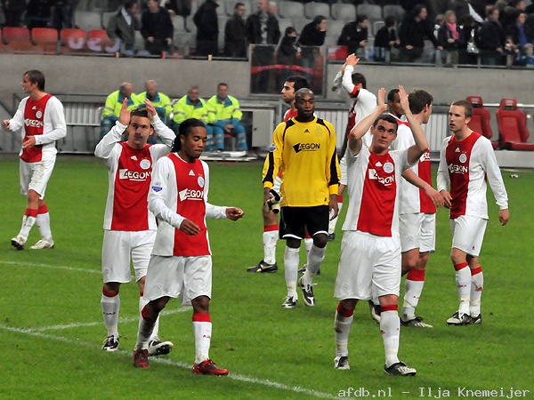 L'Ajax remercie ses supporters L'Ajax remercie ses supporters