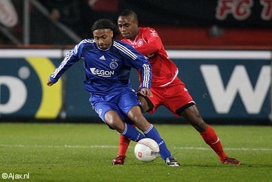 Martina a débuté en équipe première contre le FC Twente Martina a fait ses débuts en Ajax 1