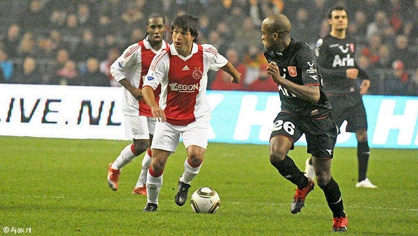 Lodeiro a fait ses débuts en Ajax 1