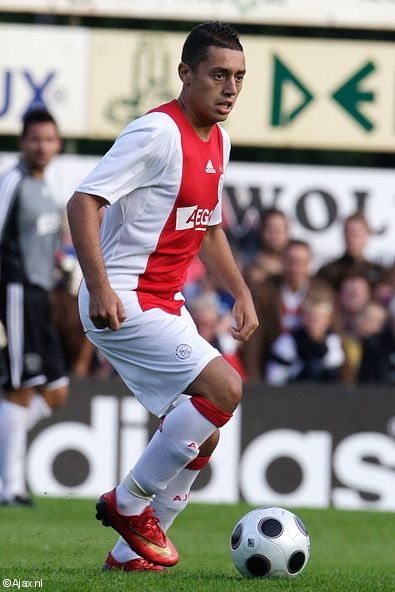 Ismaïl Aissati pour son premier match à l'Ajax Ismaïl Aissati pour son premier match à l'Ajax